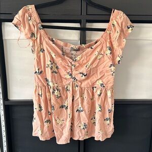 Suzy Shier Peach Floral Blouse